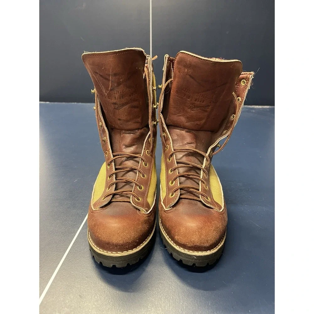 Vintage Danner 8168 Brown Hiking Boots Size 7D Made In USA Vibram Sole